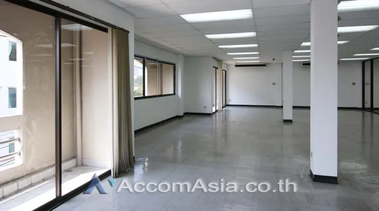 unit Office space For Rent in Phaholyothin, Bangkok  (AA14293)
